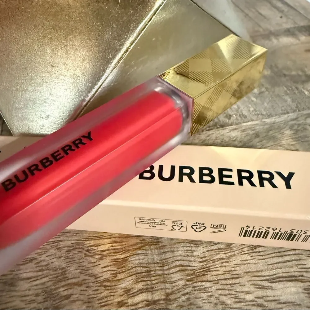 Burberry Kisses Liquid Matte Lipstick – Shade 106 “The Red” True Luxury Red